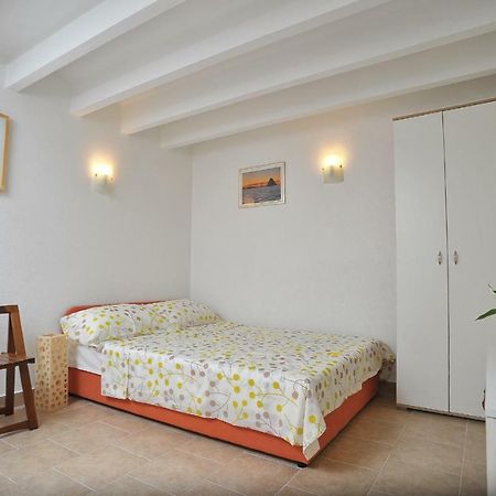 Apartments Sonia & Ana Trogir Luaran gambar