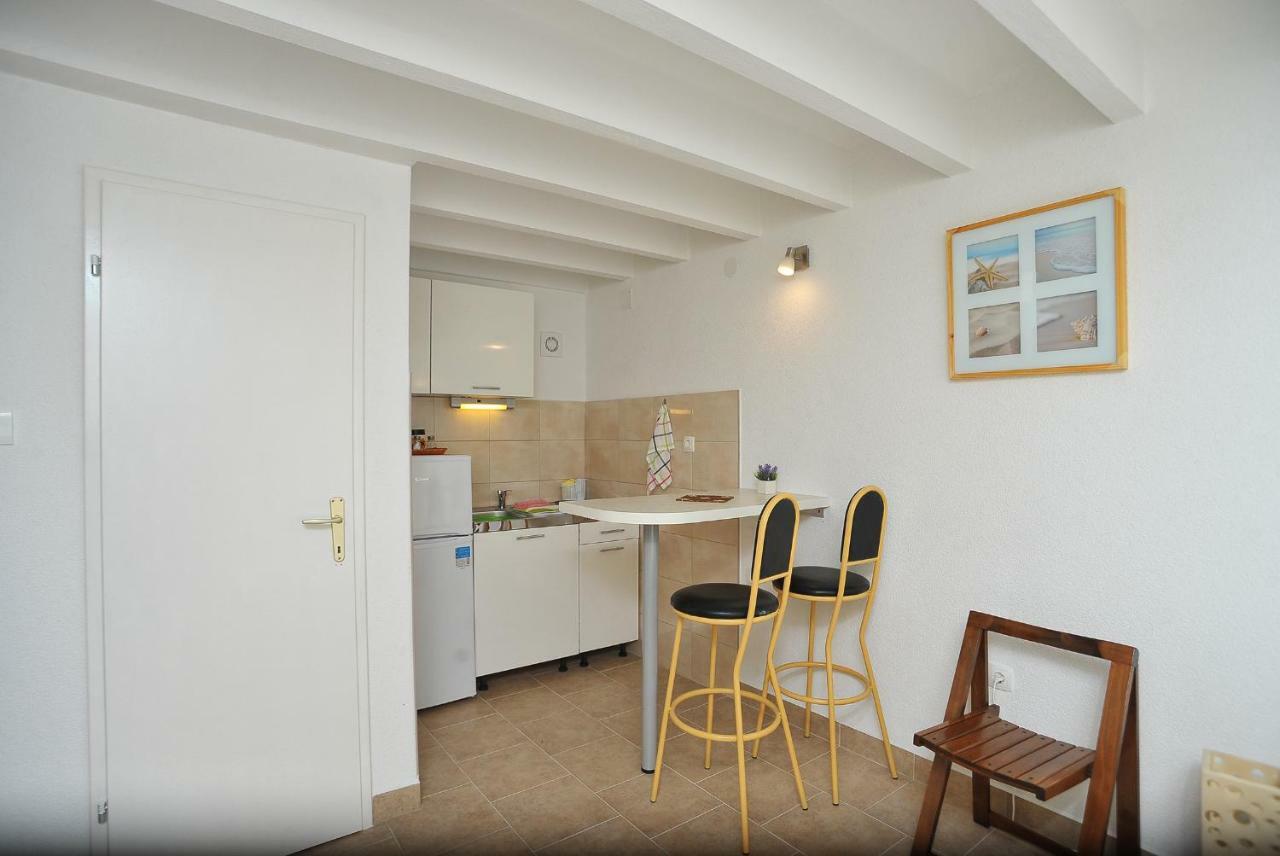 Apartments Sonia & Ana Trogir Luaran gambar
